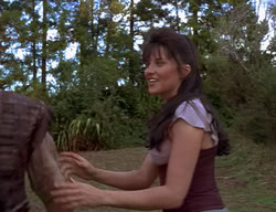 extant_XenaWarriorPrincess_2x02-RememberNothing_00526