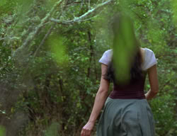 extant_XenaWarriorPrincess_2x02-RememberNothing_00750