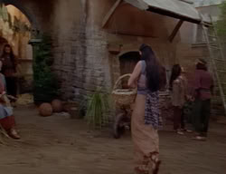 extant_XenaWarriorPrincess_2x02-RememberNothing_00866