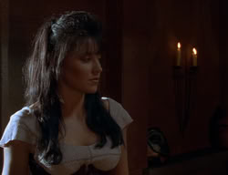 extant_XenaWarriorPrincess_2x02-RememberNothing_00897