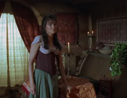 extant_XenaWarriorPrincess_2x02-RememberNothing_00915
