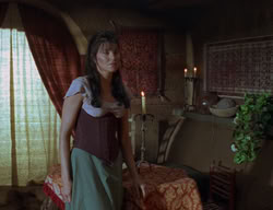 extant_XenaWarriorPrincess_2x02-RememberNothing_00917
