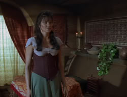 extant_XenaWarriorPrincess_2x02-RememberNothing_00919