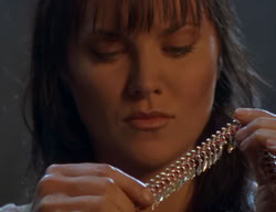 extant_XenaWarriorPrincess_2x02-RememberNothing_00945