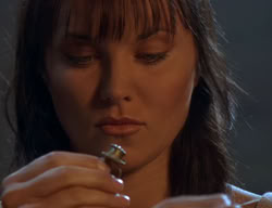 extant_XenaWarriorPrincess_2x02-RememberNothing_00961