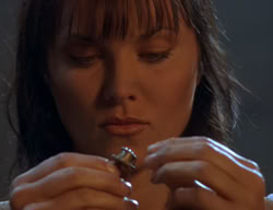 extant_XenaWarriorPrincess_2x02-RememberNothing_00962