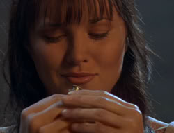 extant_XenaWarriorPrincess_2x02-RememberNothing_00973
