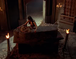 extant_XenaWarriorPrincess_2x02-RememberNothing_01088