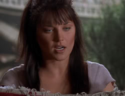 extant_XenaWarriorPrincess_2x02-RememberNothing_01422