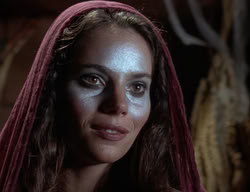 extant_XenaWarriorPrincess_2x02-RememberNothing_01695