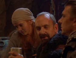 extant_XenaWarriorPrincess_2x02-RememberNothing_01817