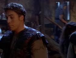 extant_XenaWarriorPrincess_2x02-RememberNothing_01885