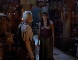 extant_XenaWarriorPrincess_2x02-RememberNothing_01938