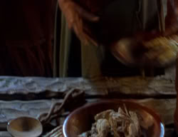 extant_XenaWarriorPrincess_2x02-RememberNothing_01999