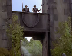 extant_XenaWarriorPrincess_2x02-RememberNothing_02104
