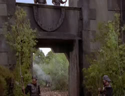 extant_XenaWarriorPrincess_2x02-RememberNothing_02105