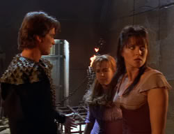 extant_XenaWarriorPrincess_2x02-RememberNothing_03198