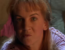 extant_XenaWarriorPrincess_2x02-RememberNothing_03440