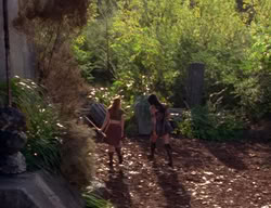 extant_XenaWarriorPrincess_2x02-RememberNothing_03574