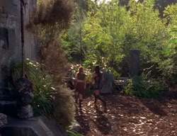 extant_XenaWarriorPrincess_2x02-RememberNothing_03575