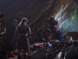 extant_XenaWarriorPrincess_2x03-TheGiantKiller_02529
