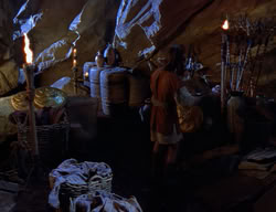 extant_XenaWarriorPrincess_2x03-TheGiantKiller_02820