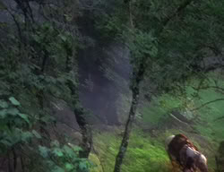 extant_XenaWarriorPrincess_2x04-GirlsJustWannaHaveFun_00105