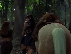 extant_XenaWarriorPrincess_2x04-GirlsJustWannaHaveFun_00290
