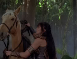 extant_XenaWarriorPrincess_2x04-GirlsJustWannaHaveFun_00339