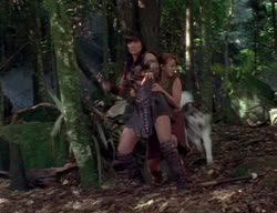 extant_XenaWarriorPrincess_2x04-GirlsJustWannaHaveFun_00407