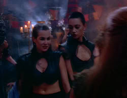extant_XenaWarriorPrincess_2x04-GirlsJustWannaHaveFun_01076