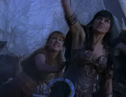 extant_XenaWarriorPrincess_2x04-GirlsJustWannaHaveFun_02190