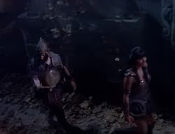 extant_XenaWarriorPrincess_2x04-GirlsJustWannaHaveFun_02506