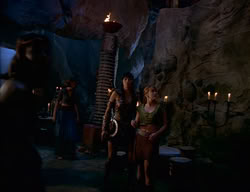 extant_XenaWarriorPrincess_2x04-GirlsJustWannaHaveFun_03513