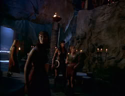 extant_XenaWarriorPrincess_2x04-GirlsJustWannaHaveFun_03514