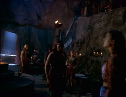 extant_XenaWarriorPrincess_2x04-GirlsJustWannaHaveFun_03515