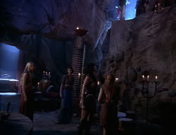 extant_XenaWarriorPrincess_2x04-GirlsJustWannaHaveFun_03573