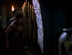 extant_XenaWarriorPrincess_2x06-WarriorPrincessTramp_01665