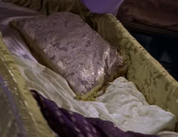 extant_XenaWarriorPrincess_2x06-WarriorPrincessTramp_02268