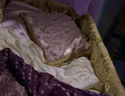 extant_XenaWarriorPrincess_2x06-WarriorPrincessTramp_02269