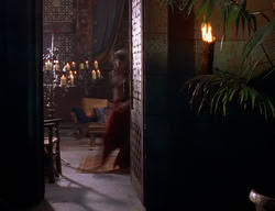 extant_XenaWarriorPrincess_2x06-WarriorPrincessTramp_02345