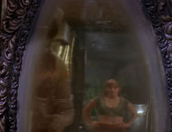 extant_XenaWarriorPrincess_2x06-WarriorPrincessTramp_02448