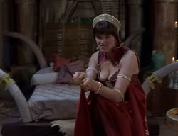 extant_XenaWarriorPrincess_2x06-WarriorPrincessTramp_02471