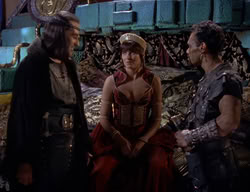extant_XenaWarriorPrincess_2x06-WarriorPrincessTramp_02760