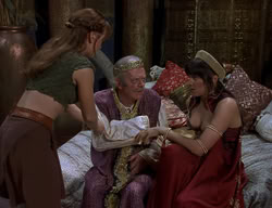 extant_XenaWarriorPrincess_2x06-WarriorPrincessTramp_02800