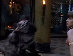 extant_XenaWarriorPrincess_2x06-WarriorPrincessTramp_02890