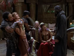 extant_XenaWarriorPrincess_2x06-WarriorPrincessTramp_02925