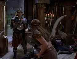 extant_XenaWarriorPrincess_2x06-WarriorPrincessTramp_02997