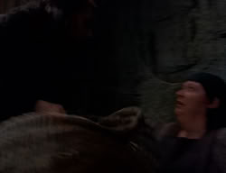 extant_XenaWarriorPrincess_2x06-WarriorPrincessTramp_03128