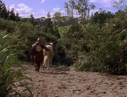extant_XenaWarriorPrincess_2x06-WarriorPrincessTramp_03687